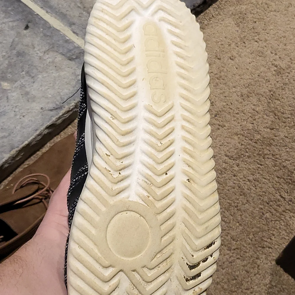 Adidas Sneakers - Picture 5 of 6